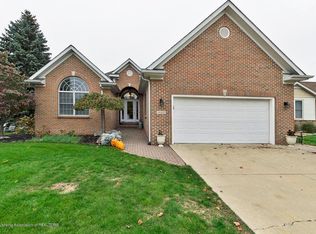 11300 Autumn Meadows Dr, Dewitt, MI 48820