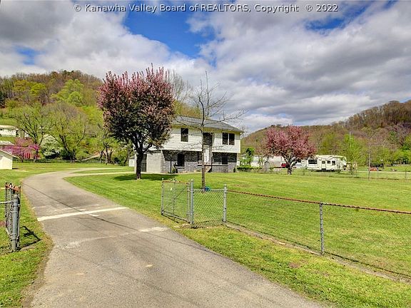 4th image of 36 Kindeal Dr