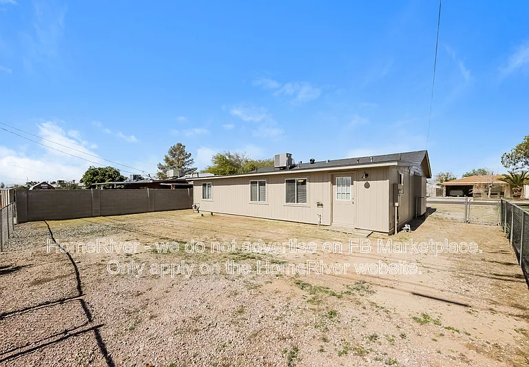 11211 W Missouri Ave — Photo 14