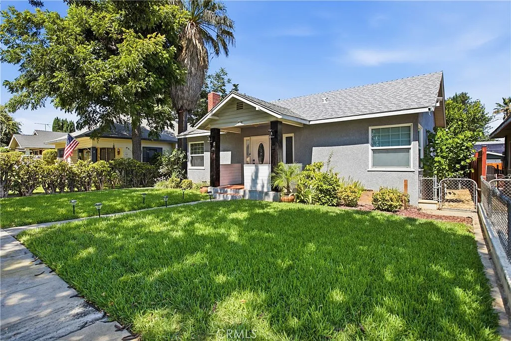 2 bed, 1.5 bath, 1207 sqft, $3,495 — Photo 1
