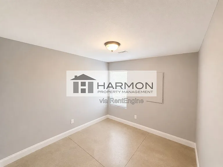 545 Sunflower Dr — Photo 6
