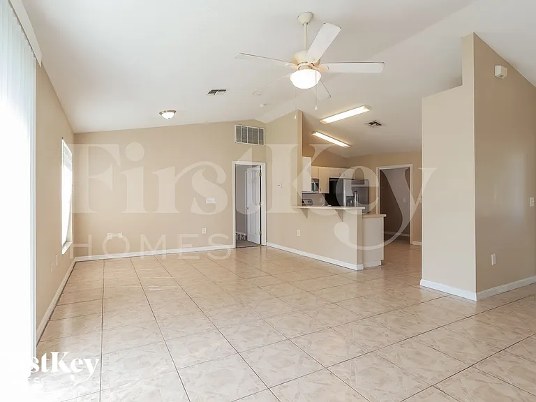 8189 Oakhurst Blvd — Photo 3