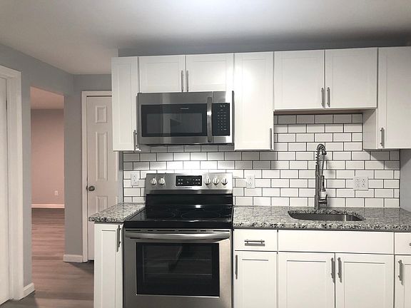 2nd image of 512 Hawley Ave #1