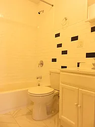 Rented by Rennit Inc.