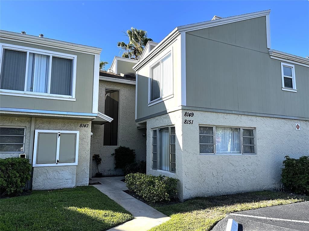 8149 Lagos De Campo Blvd #B-1