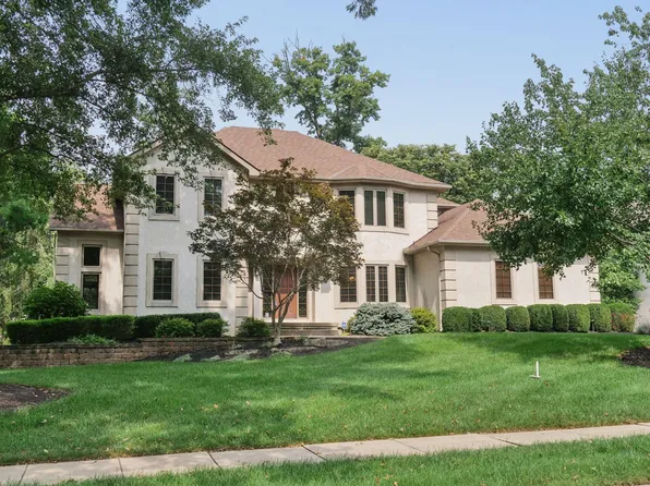 9469 Timberbank Cir NW, Pickerington, OH 43147