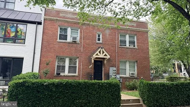 1424 Staples St NE #1 — Photo 8
