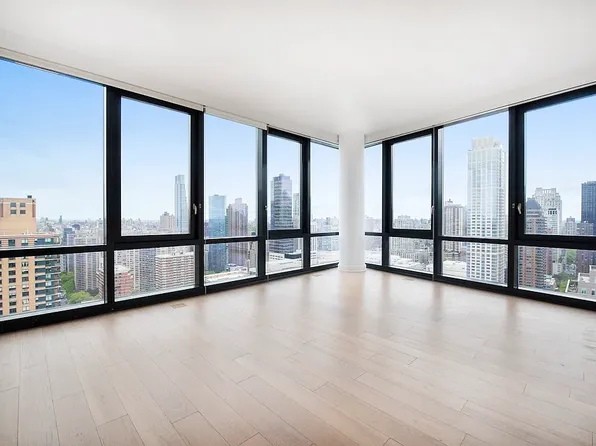 21 S End Ave, New York, NY
