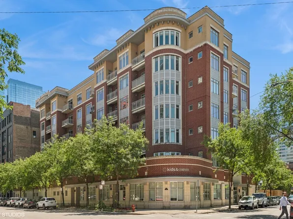 657 W Fulton St Unit 404, Chicago, IL 60661