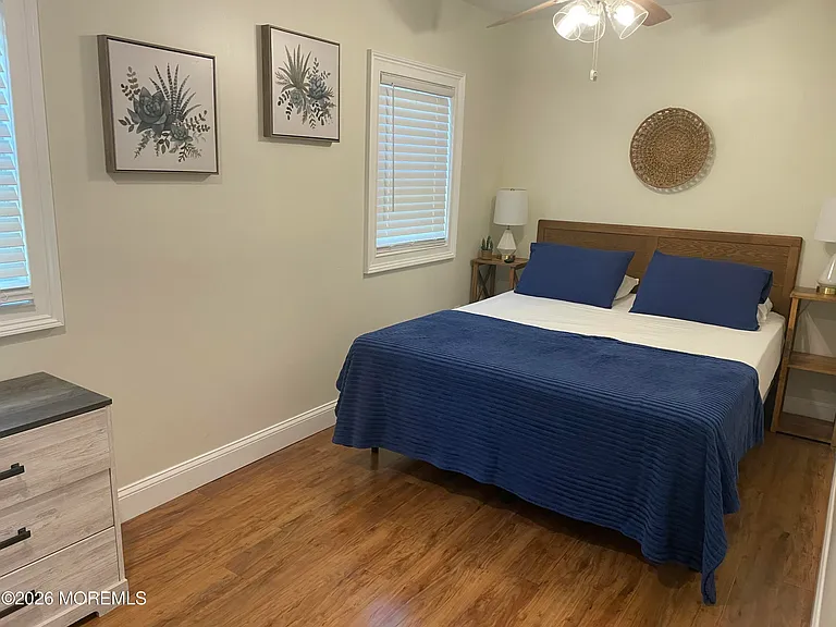 32 Franklin Ave — Photo 6