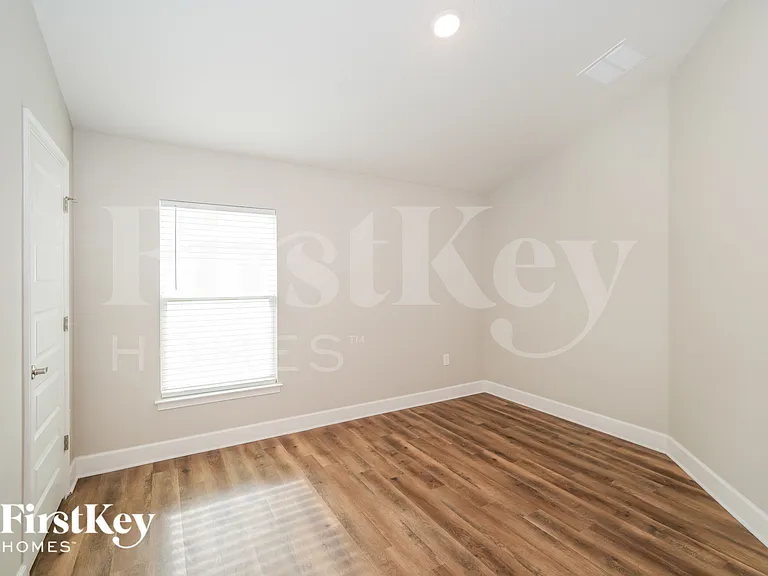 14428 Potterton Cir — Photo 16