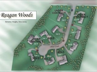 2 Lillian Ct, Berkeley Heights, NJ 07922