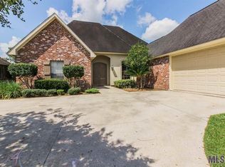 18091 Manning Dr, Prairieville, LA 70769