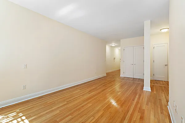 Rented by Brown Harris Stevens | media 6