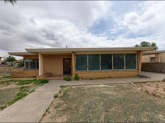 3rd image of 2420 Hawley Cir