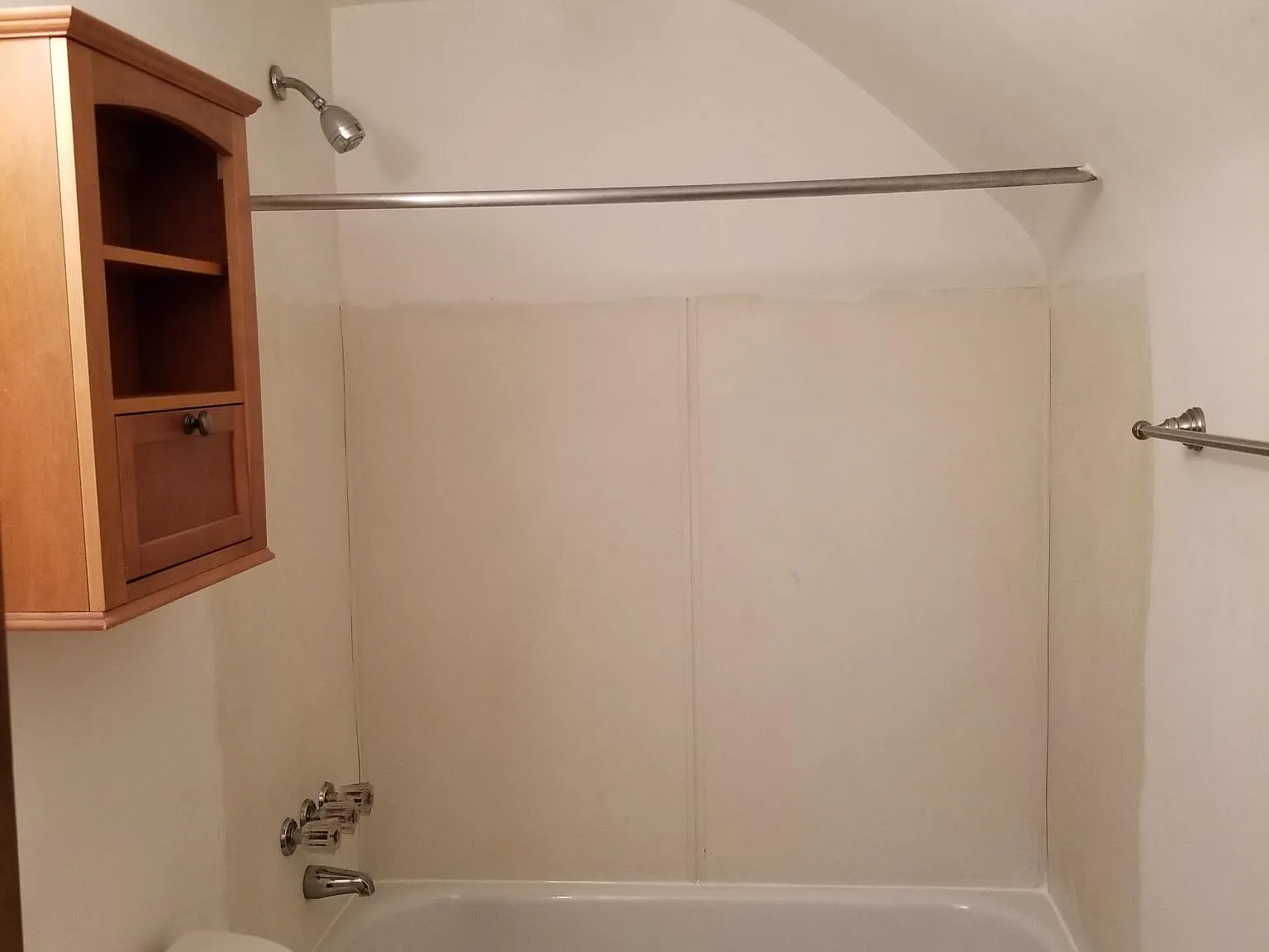 3 bed, 1152 sqft, $1,800 — Photo 4