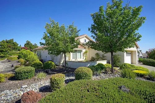 1865 Springvale Ln Photo 1