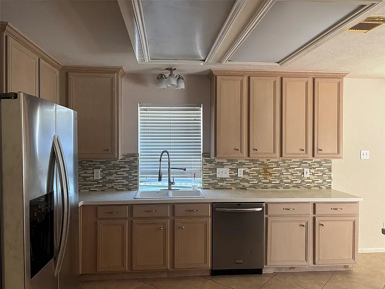 3526 Glenhill Dr — Photo 9