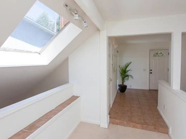2269 Mastlands Dr — Photo 14