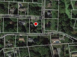 2 Sunset Dr, Danbury, CT 06811