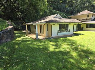 3003 Waiomao Rd APT D3, Honolulu, HI 96816