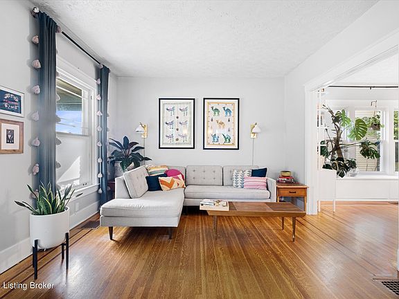 3rd image of 1324 Lydia St
