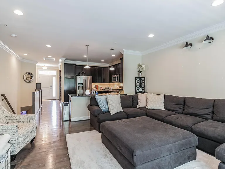 392 Buckeye Cir — Photo 19