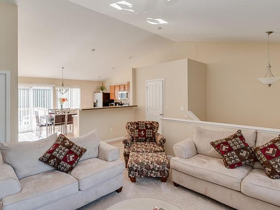 5th image of 6705 Tiger Lily Dr