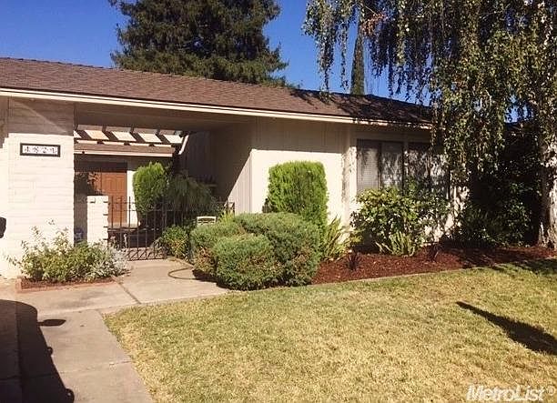 1st image of 4821 Tanglewood Ln