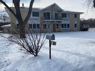 10303 W Fisher Pkwy, Milwaukee, WI 53226