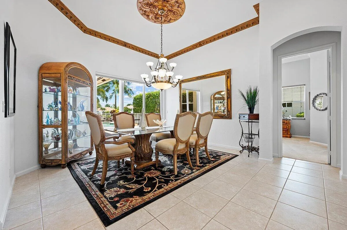 4 bed, 3.5 bath, 3117 sqft, $11,500 — Photo 4