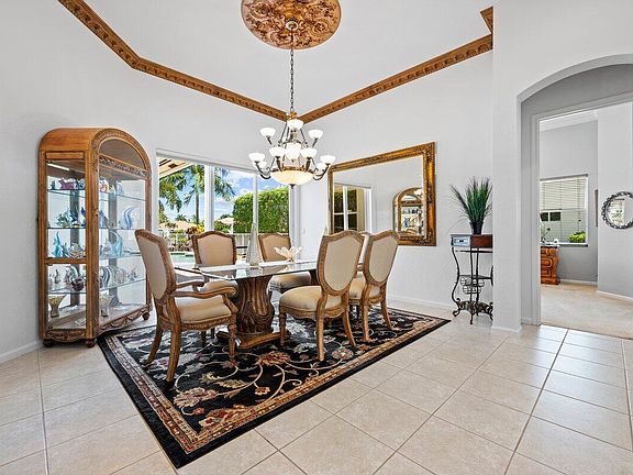 4th image of 11727 Paradise Cove Ln