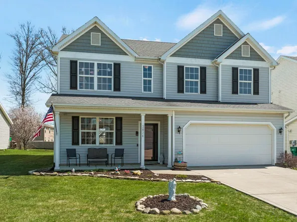 2024 Black Bear Dr, Fort Wayne, IN 46808