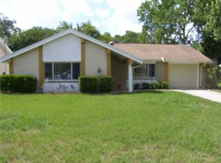 8024 Hunters Whip Row, Hudson, FL 34667
