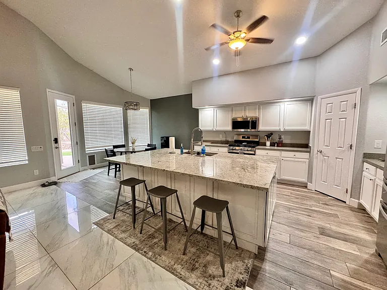 3138 E La Costa Pl — Photo 8