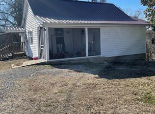 217 S Spring St, Sparta, TN 38583