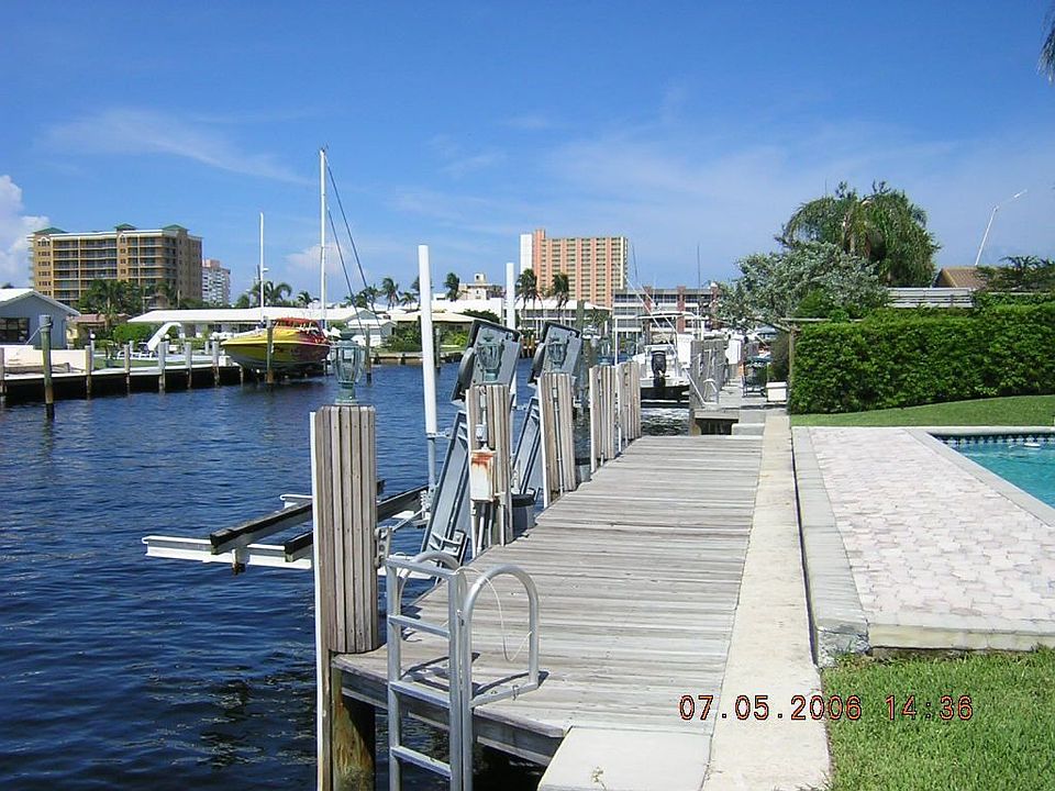 Private Boat Dock and Boat Lift