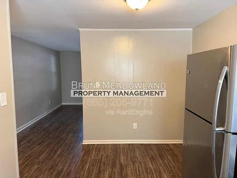 5540 N Broadway St #17 — Photo 9