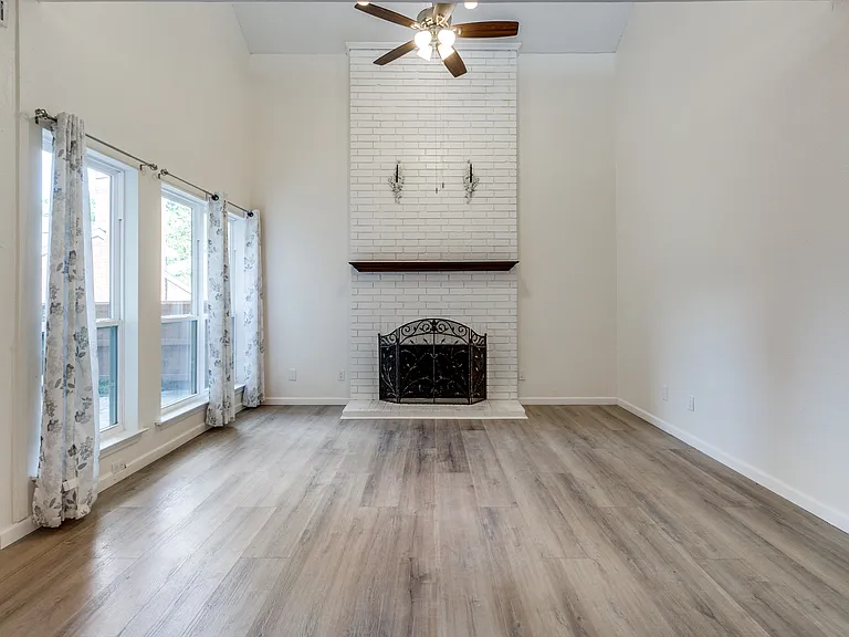 8404 Forest Ln #702 — Photo 7