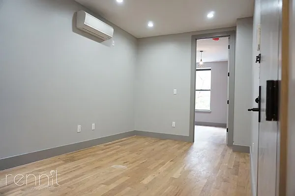 Rented by Rennit Inc. | media 23