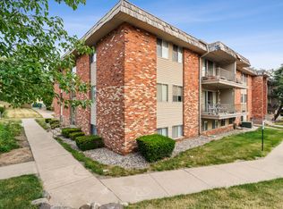 734 W Kilgore Rd APT 206, Kalamazoo, MI 49008