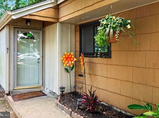 31 Dover Dr, Lindenwold, NJ 08021