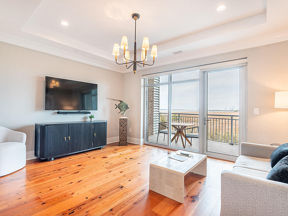 4th image of 155 Wingo Way #426