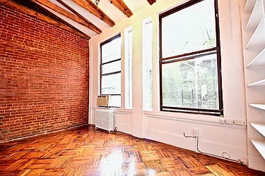 Rented by Bien Realty Ltd