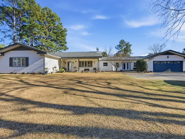 110 Circle Dr, Spring Hope, NC 27882