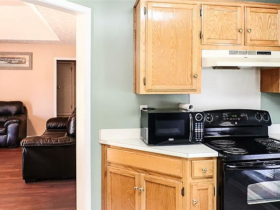 4th image of 5803 Clear Creek Ct