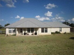 1415 Fm 1704, Elgin, TX 78621