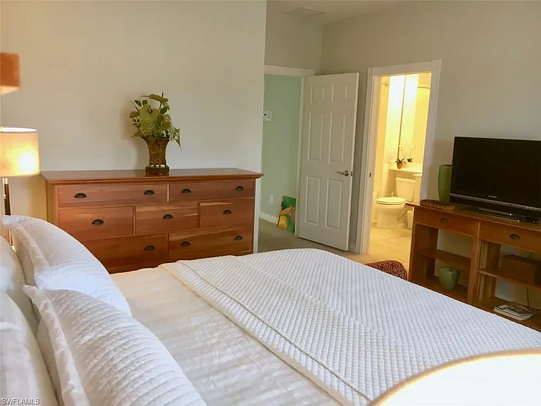 8047 Sorrento Ln — Photo 19