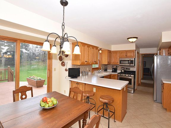 3rd image of 13805 W Maria Dr