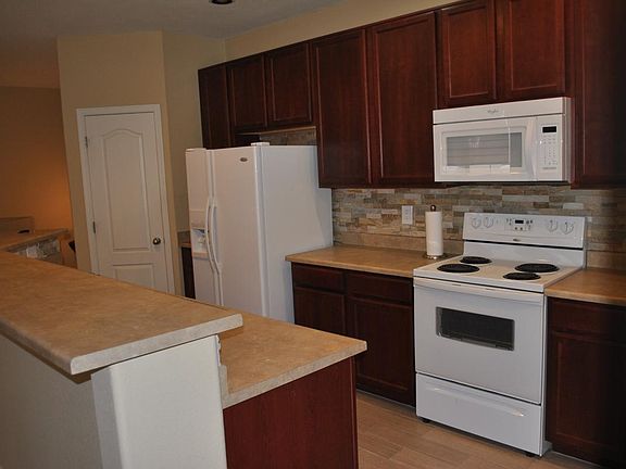 5th image of 1265 S Aaron Dr #260